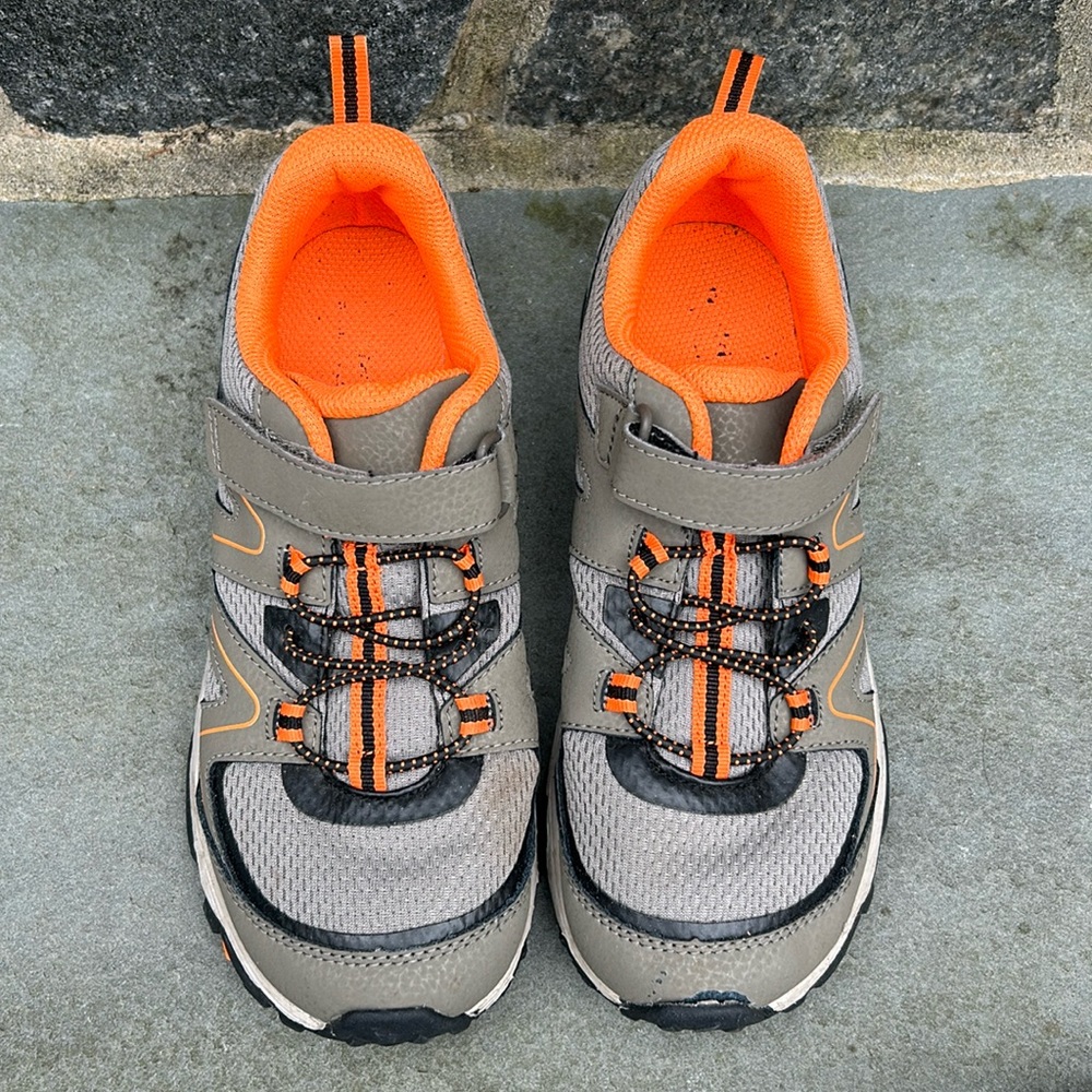 Merrill M-Trail Quest Hiking Shoes Boys Size 5.5